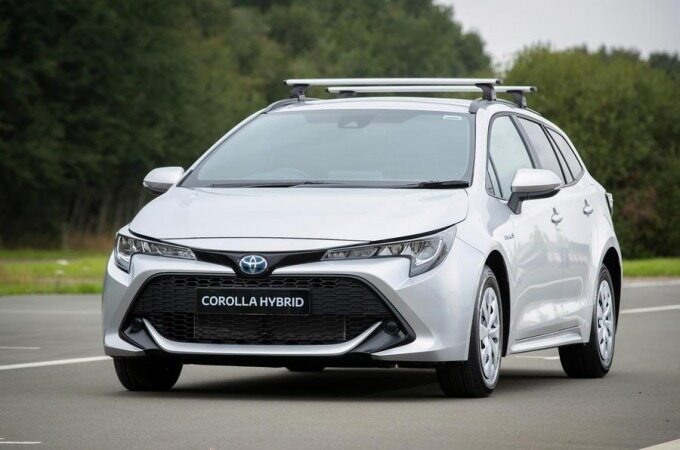 عرضه خودروی ون هیبریدی Corolla Commercial در تابستان ۲۰۲۲