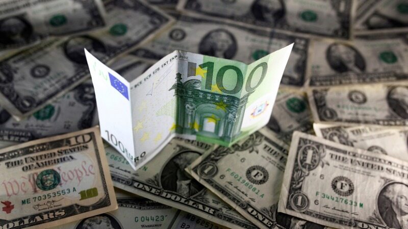 قیمت دلار و یورو در بازارهای مختلف 20 شهریور