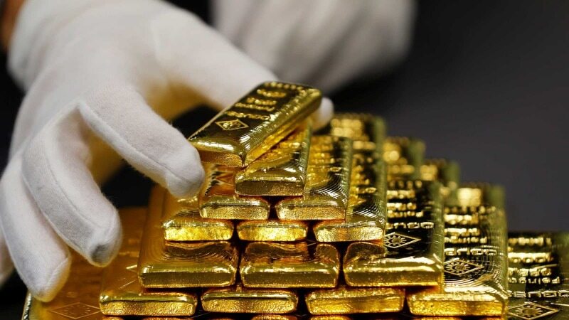 نظرسنجی: کارشناسان معتقدند قیمت طلا باز هم سقوط خواهد کرد