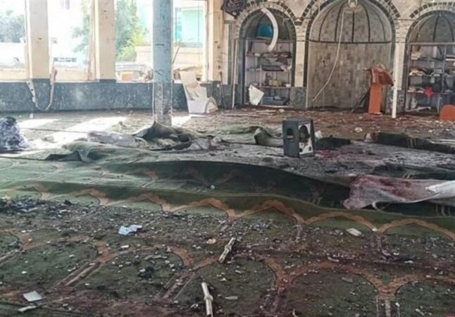 داعش مسئولیت حمله به مسجد شیعیان «قندوز» را بر عهده گرفت