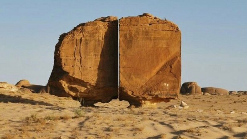 راز شکاف سنگ مرموز در صحرای عربستان چیست؟