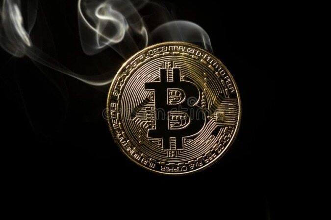 بیتکوین مثل سیگار، بی ارزش است اما پرطرفدار!
