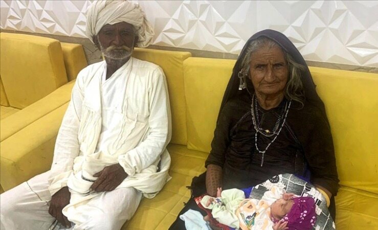  یک زن ۷۰ ساله هندی صاحب فرزند شد+تصویر