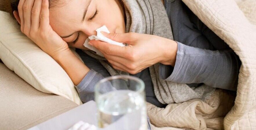 خطر طغیان آنفلوآنزا در صورت برداشتن محدودیت‌های کرونایی