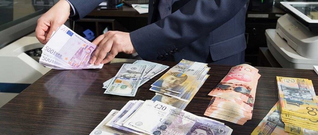 جدیدترین قیمت دلار و یورو در بازارهای مختلف 29 مهر