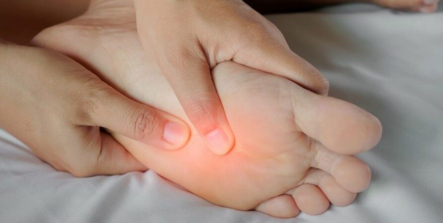چرا پای آدم خواب می‌رود؟