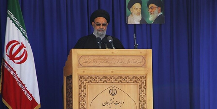 امام جمعه اصفهان: دولت تمام تلاش خود را برای حمایت از کشاورزان به کار بگیرد