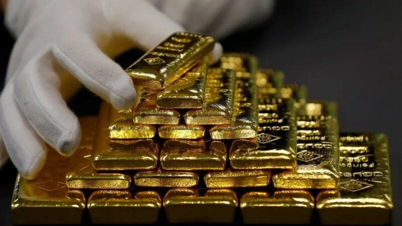 قیمت طلا همچنان در حال سقوط بیشتر