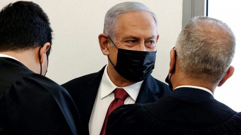تهدید نتانیاهو به براندازی دولت بنت و پیشنهادش به گانتس برای تشکیل دولت ائتلافی