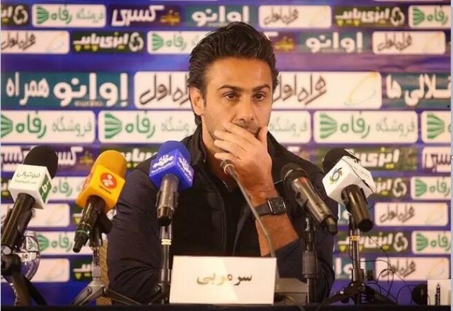 تساوی به درد ما و پرسپولیس نمی‌خورد/ استقلال بهترین تیم لیگ است