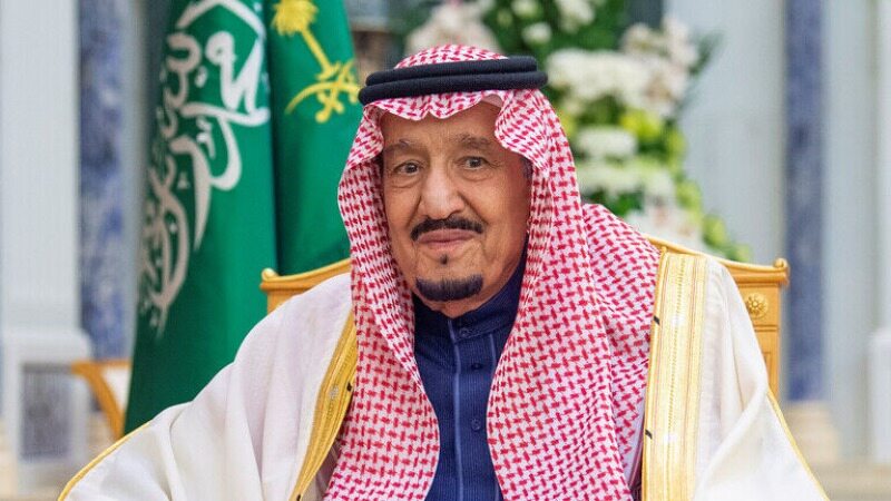 پادشاه عربستان ۴۸۰ روز است که در ریاض نیست