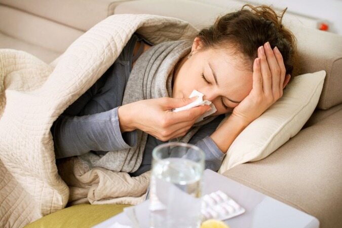 اگر سرما خورده‌اید یا آنفولانزا گرفته‌اید با این غذاها خود را درمان کنید