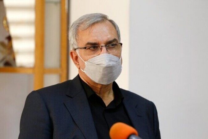 وزیر بهداشت: تزریق دُز سوم افراد را تا ۹۰ درصد در مقابل اُمیکرون مقاوم می‌کند