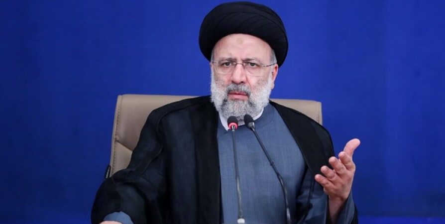 رییسی: به هیچ وجه نمی‌خواهیم قیمت بنزین را افزایش دهیم