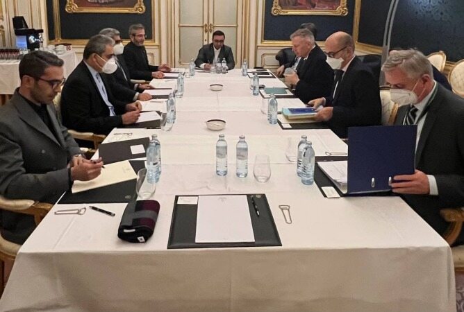 دیدار مذاکره‌کنندگان اروپایی با رییس هیأت مذاکره‌کننده ایران