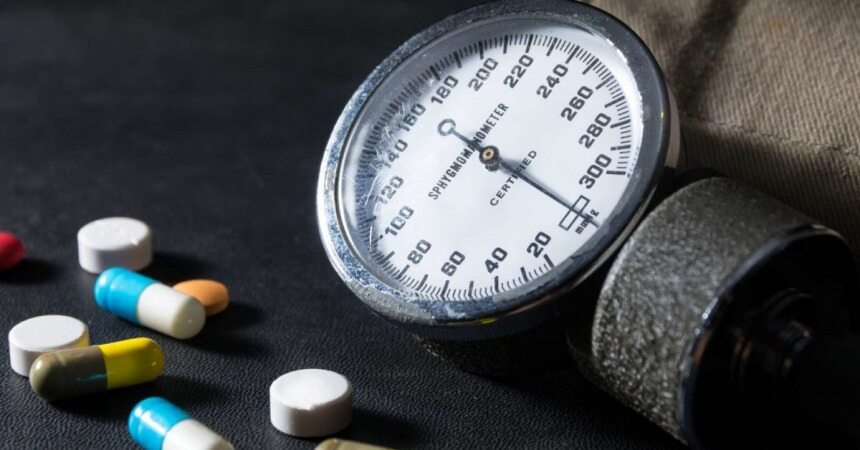 استفاده طولانی مدت از داروهای فشار خون به کلیه آسیب می‌رساند