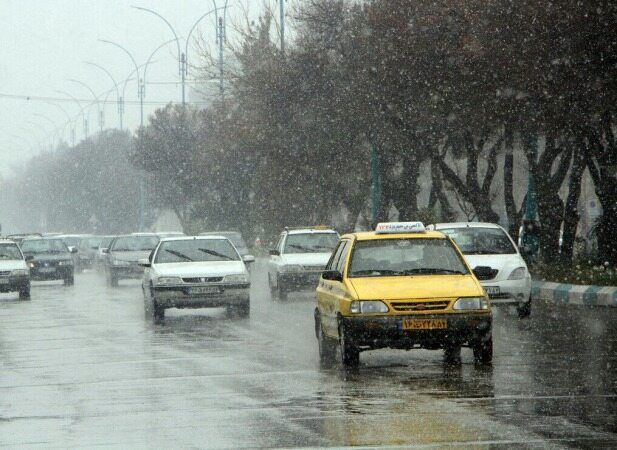 جدیدترین وضعیت جوی جاده‌ها‌/‌ بارش برف و باران در ۲۱ استان‌ و انسداد ۲۳ جاده
