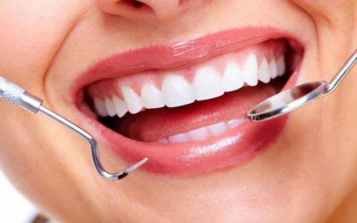 ۹ راهکار برای رهایی از دندان درد شبانه