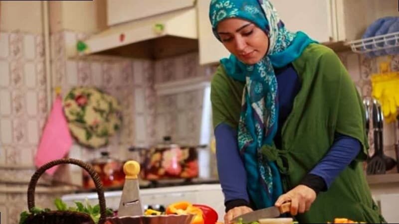 زنان خانه‌دار چگونه بیمه می‌شوند؟