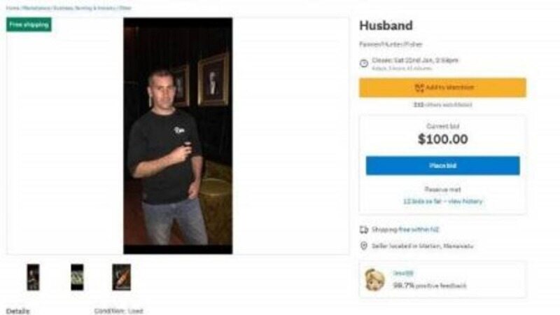 زنی که شوهرش را با قیمت پایه 25 دلار حراج کرد! (+عکس)