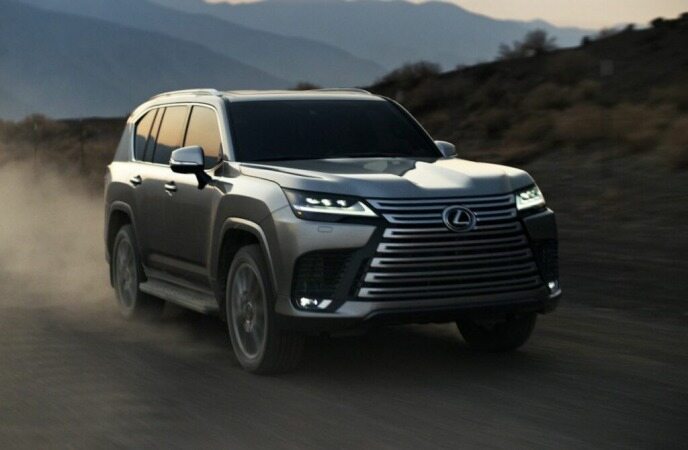 قیمتی عجیب برای لکسوس LX 2022 !