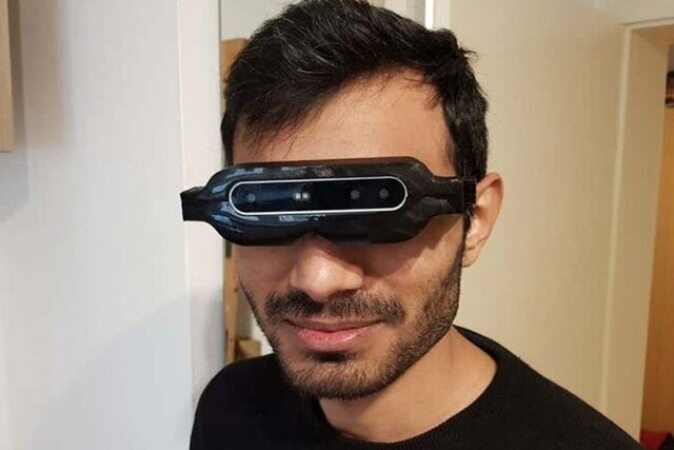 تجربه دیدن برای نابینایان با کمک عینک مادون قرمز