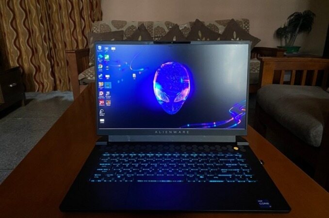 بررسی لپ تاپ گیمینگ Dell Alienware M15 R6