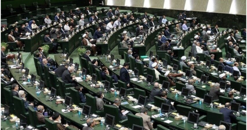 کرونا جلسات علنی مجلس را ۲ روز تعطیل کرد