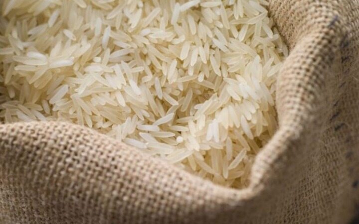آغاز عرضه برنج با نرخ مصوب در فروشگاه‌های زنجیره‌ای