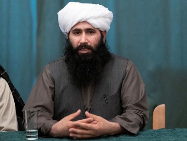 طالبان: هیچکس حق ندارد درباره پول افغان‌ها تصمیم بگیرد/برای مذاکره آماده‌ایم