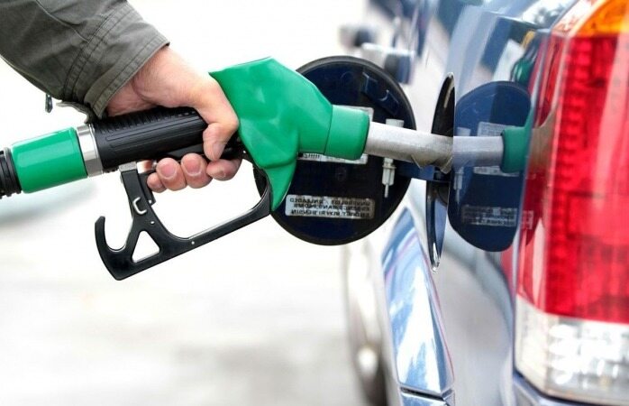 خبری جالب درباره سهمیه‌بندی بنزین/ سهمیه بنزین هر فرد چقدر است؟