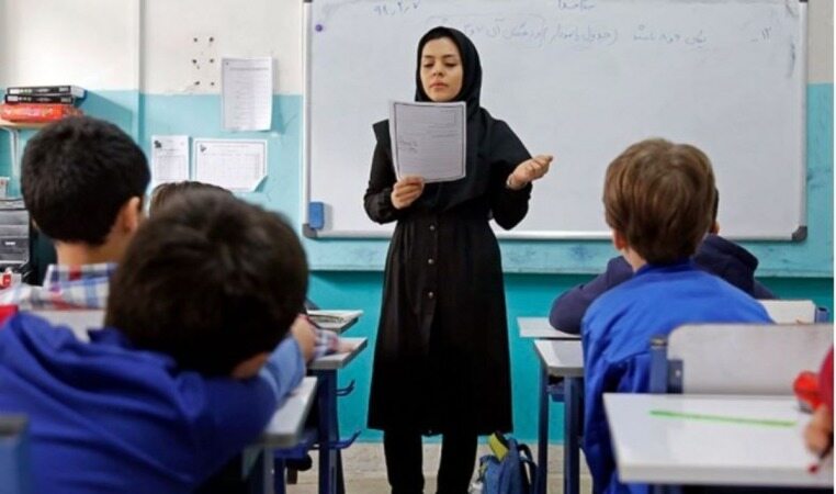 حداقل حقوق معلمان به ۷.۳ میلیون تومان می‌رسد
