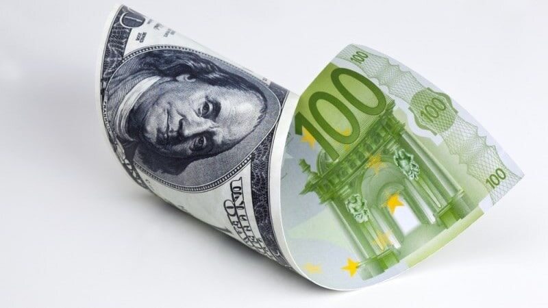 افزایش قیمت دلار و یورو در آخرین روز معاملات 1400