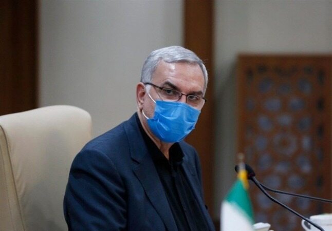 وزیر بهداشت: دولت سیزدهم واکسیناسیون را به FATF گره نزد
