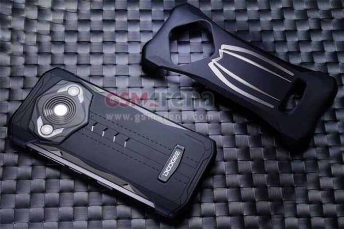 طراحی عجیب دوربین گوشی Doogee S98 Pro