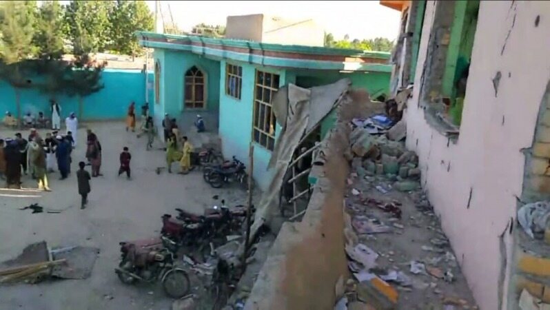 قندوز افغانستان؛ انفجار در یک مسجد بیش از 30 کشته و زخمی 
