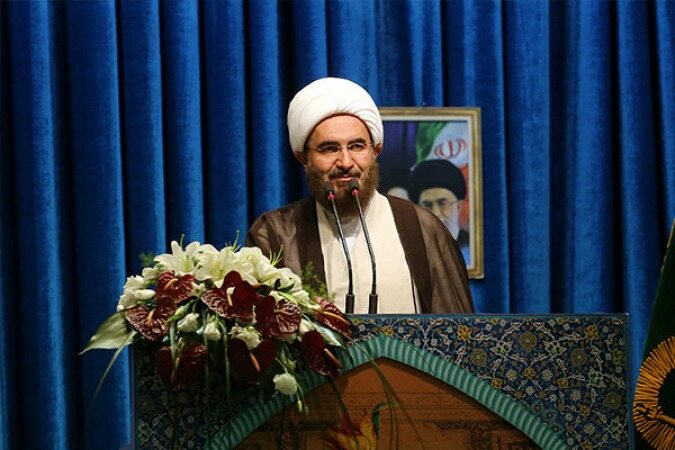 امام جمعه موقت تهران: در آینده جهان جایی برای صهیویستهای پلید وجود ندارد