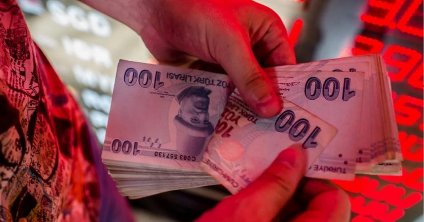 ترکیه 27 سال عقب رفت/رکورد تازه دلار در ترکیه