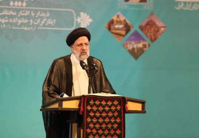 رئیسی: بر رفع مشکلات اقتصادی ‌متمرکز شده‌ایم