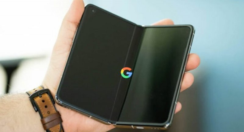 خبری مهم درباره عرضه‌ی اولین گوشی تاشوی گوگل 