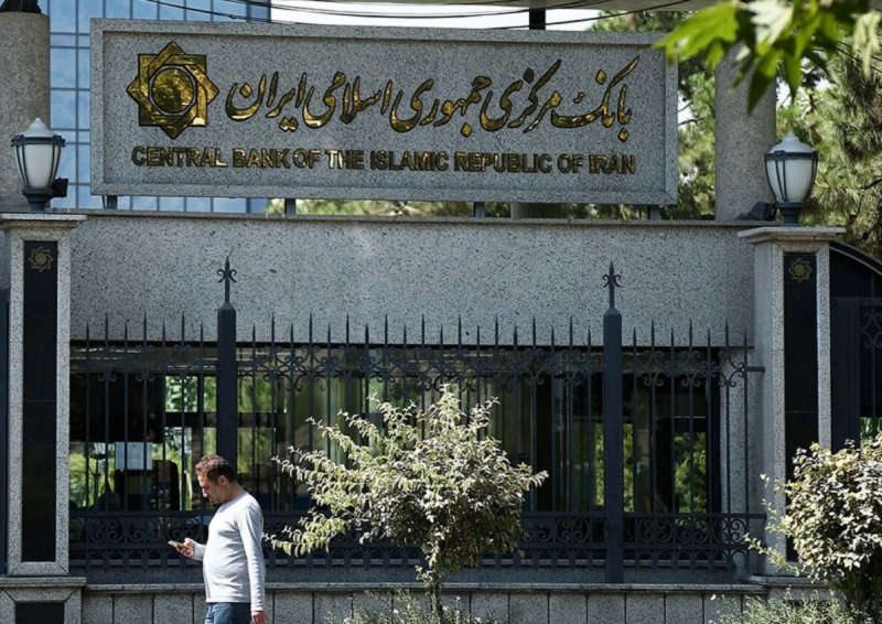 تداوم روند نزولی نرخ تورم سالیانه و کاهش نقدینگی