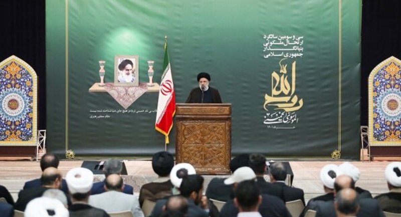 رئیس جمهور در مرقد امام خمینی (ره): همه مظلومان امام (ره) را مقتدا و رهبر خود می‌دانستند