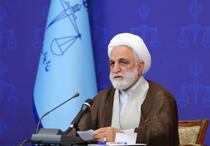 دستگاه اطلاعاتی اتفاق رخ داده در مراسم چهاردهم خرداد را دنبال کند