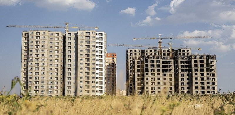پروانه‌های ساختمانی هنوز دستی صادر می‌شوند!