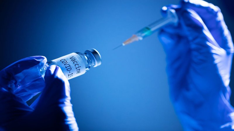 احتمال اعلام فراخوان تزریق دُز چهارم واکسن کرونا تا پایان سال