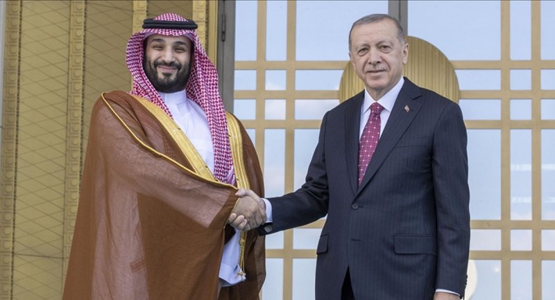 سنت‌شکنی ولیعهد عربستان در ترکیه و واکنش کوبنده گارد افتخار!