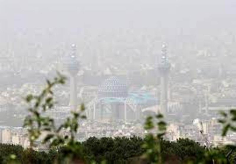آلودگی هوا ادارات ۱۵ شهرستان استان اصفهان را تعطیل کرد