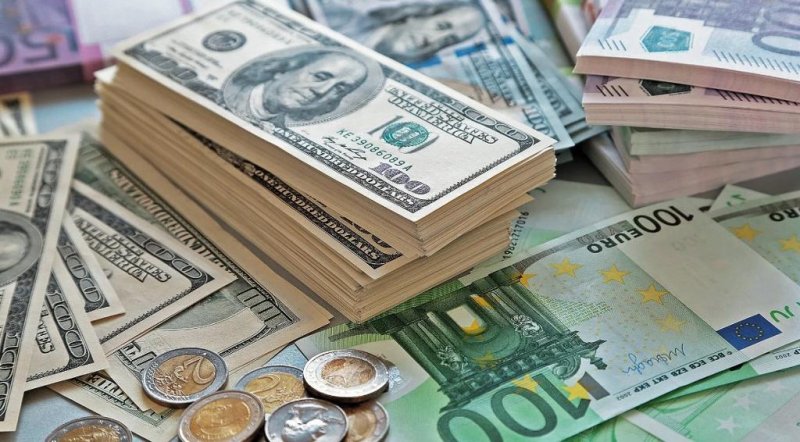 قیمت دلار و یورو 20  تیر 1401