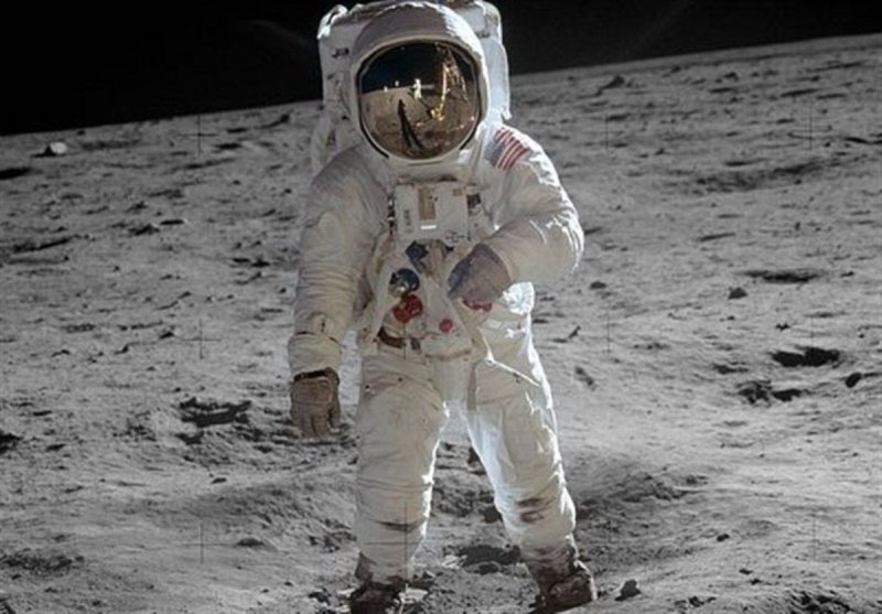 حراج یادگاری‌هایی ارزشمند از اولین سفر انسان به ماه+ عکس