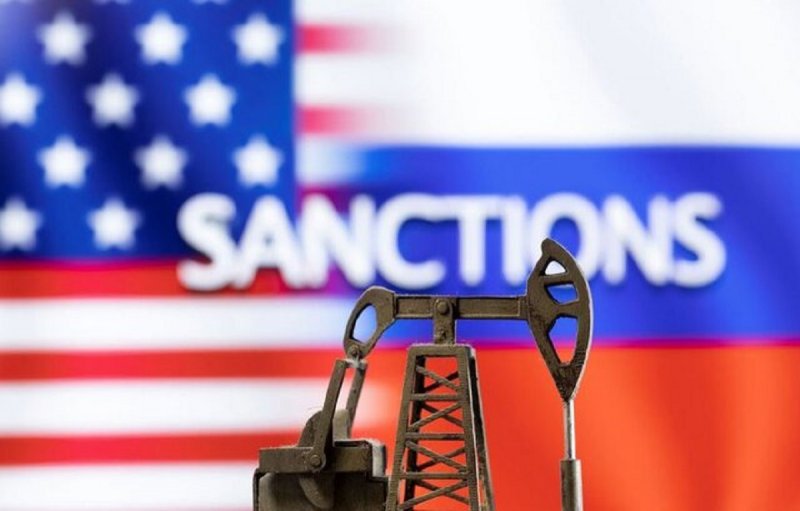 پیشنهاد سناتورهای آمریکایی برای تحریم فروش نفت روسیه به چین